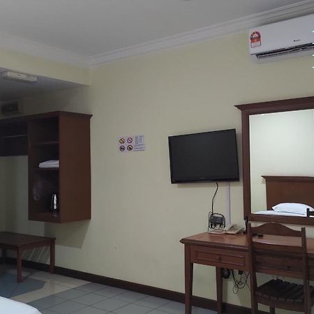 The Upper Deck Hotel Kudat Εξωτερικό φωτογραφία