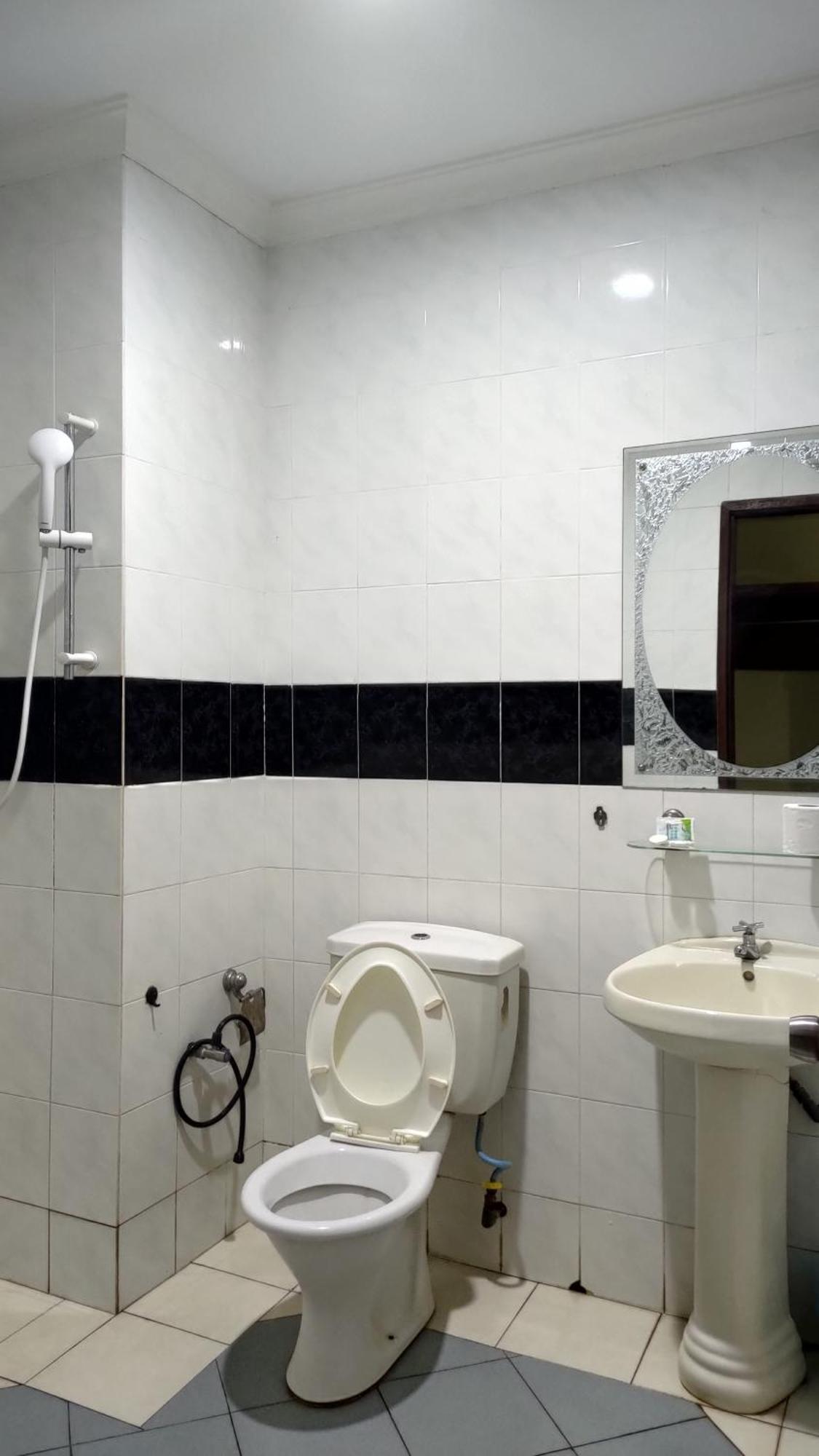The Upper Deck Hotel Kudat Εξωτερικό φωτογραφία