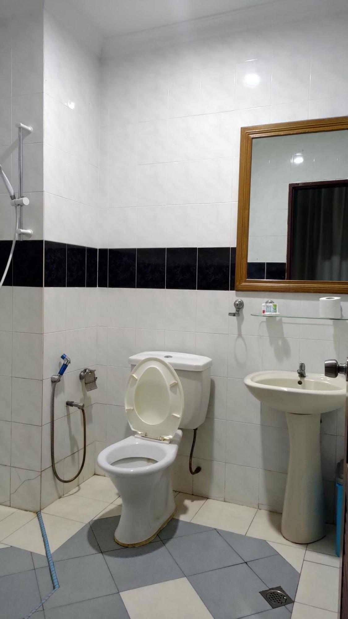The Upper Deck Hotel Kudat Εξωτερικό φωτογραφία